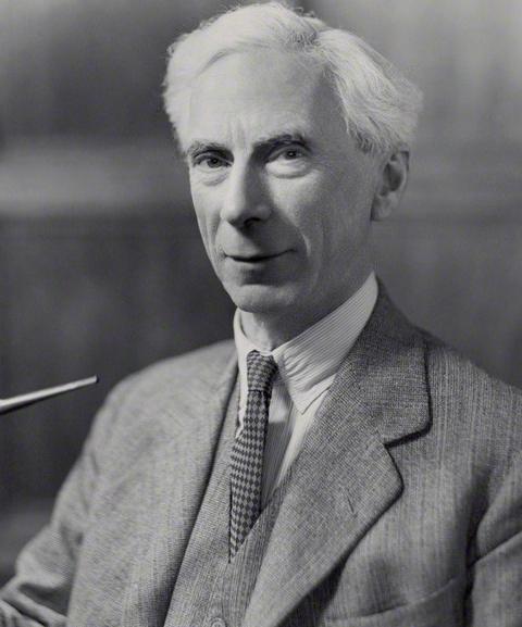 Bertrand_Russell_photo_(cropped).jpg